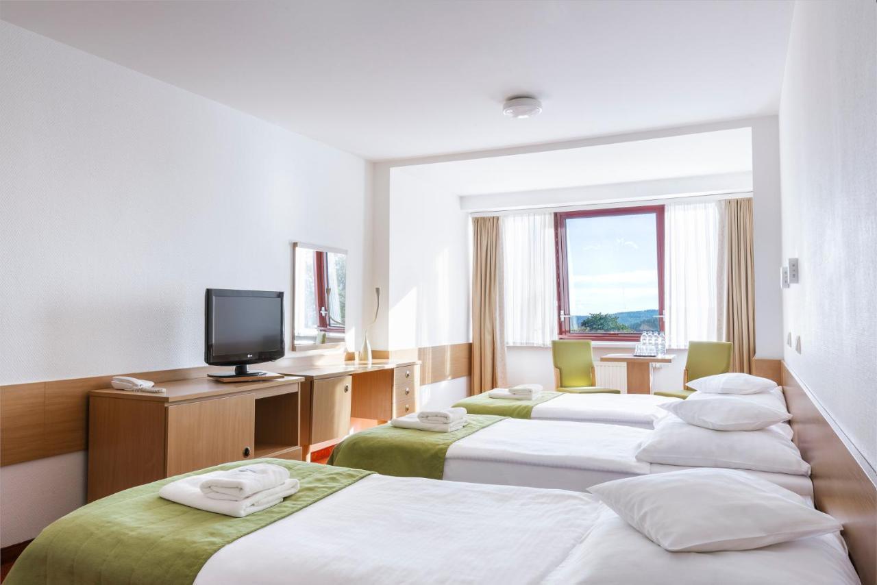 Interferie Sport Hotel Bornit شكلارسكا بوريبا المظهر الخارجي الصورة