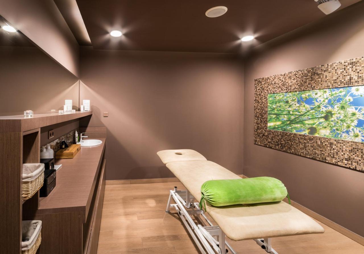 Interferie Sport Hotel Bornit شكلارسكا بوريبا المظهر الخارجي الصورة