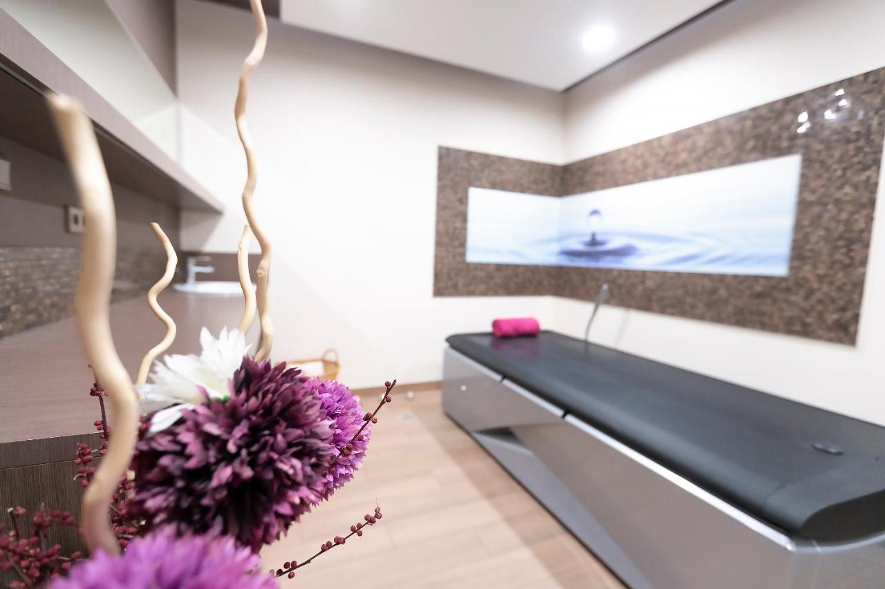 Interferie Sport Hotel Bornit شكلارسكا بوريبا المظهر الخارجي الصورة