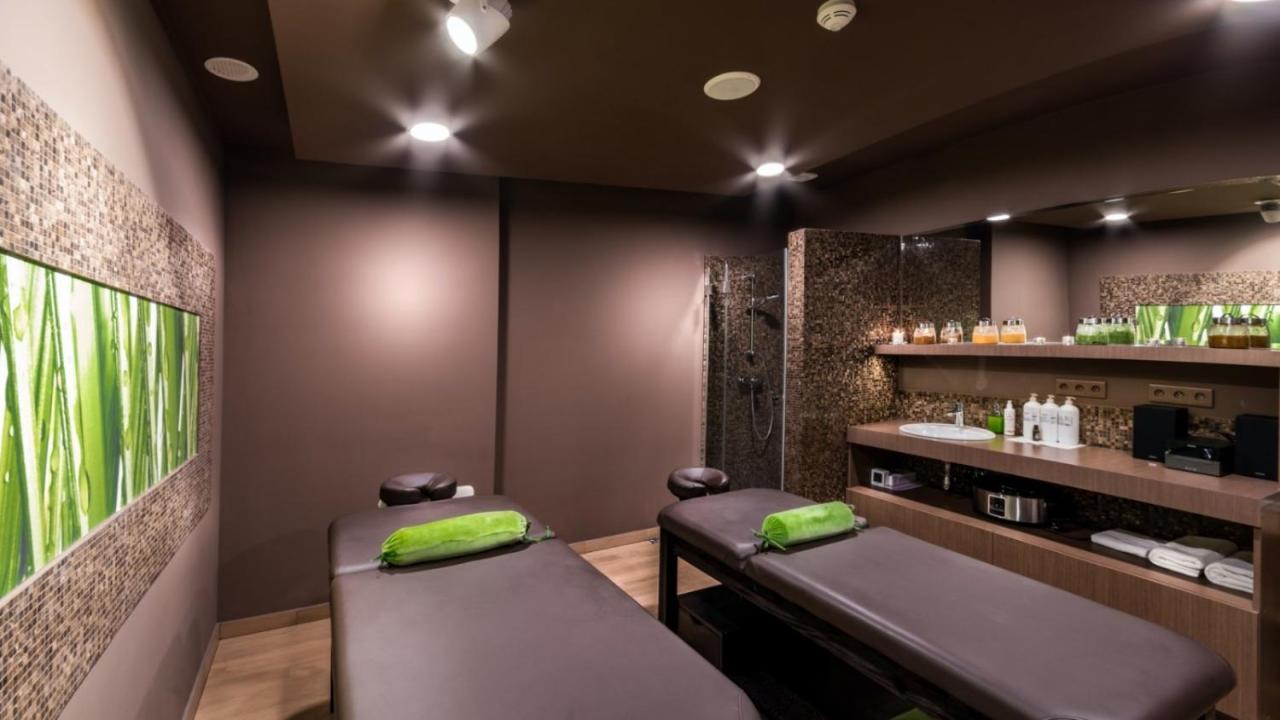 Interferie Sport Hotel Bornit شكلارسكا بوريبا المظهر الخارجي الصورة